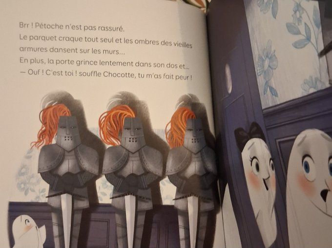 Frousse bleue chez les fantômes