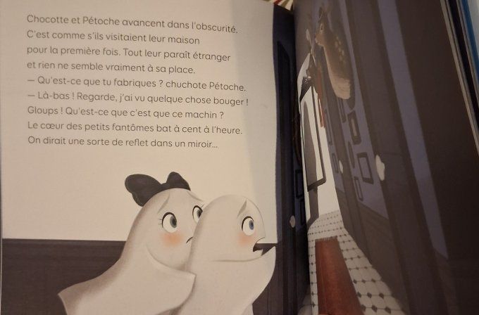 Frousse bleue chez les fantômes