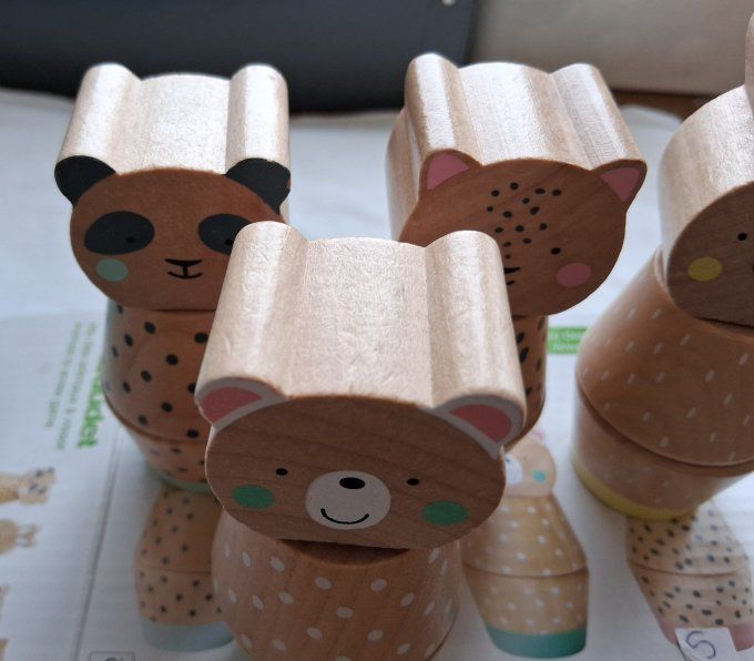 Jeu des animaux à visser