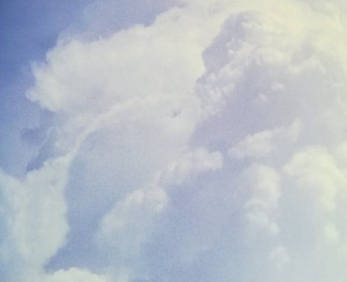La tête dans les nuages