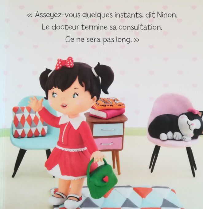 P'tite fille, Ninon joue à la secrétaire