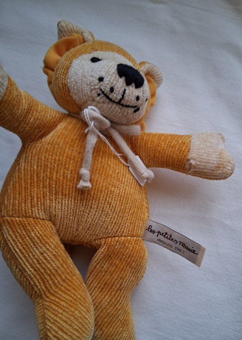 Peluche lion
