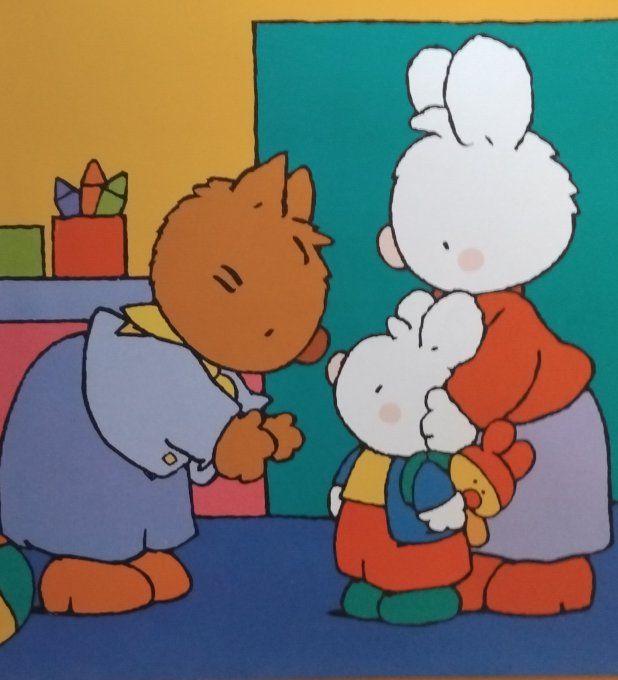 Petit lapin blanc à la maternelle
