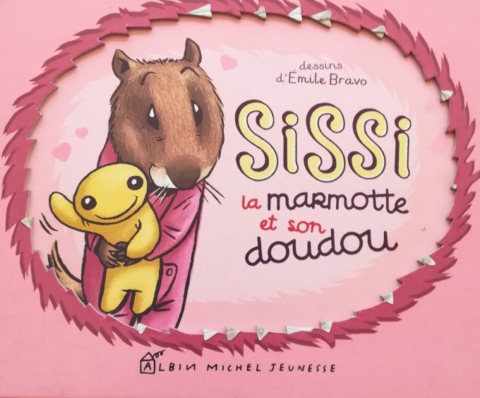 Sissi, la marmotte et son doudou